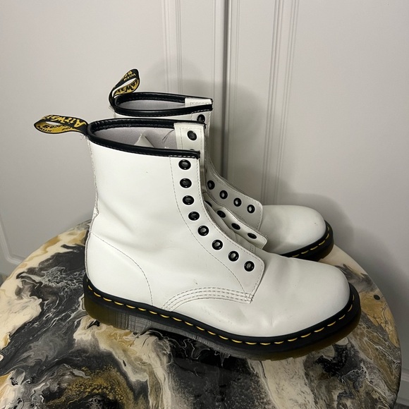 Dr Martens 1460 Smooth White Leather Lace Up Boot - Picture 4 of 12